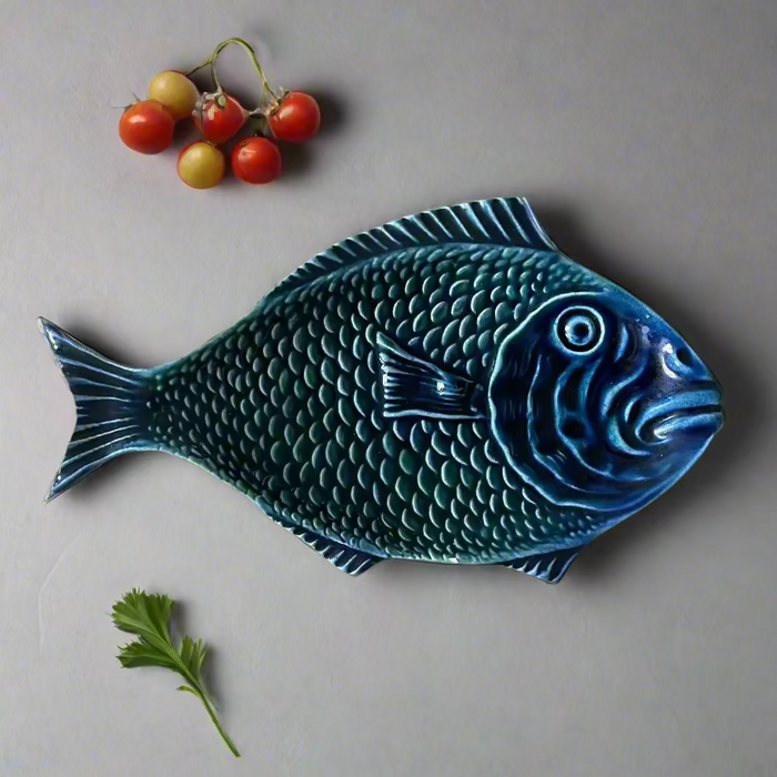 Set of Two Vintage Olfaire Fish Plates – Made in Portugal